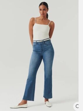 Like New Spanx Kick Flare Jeans Medium